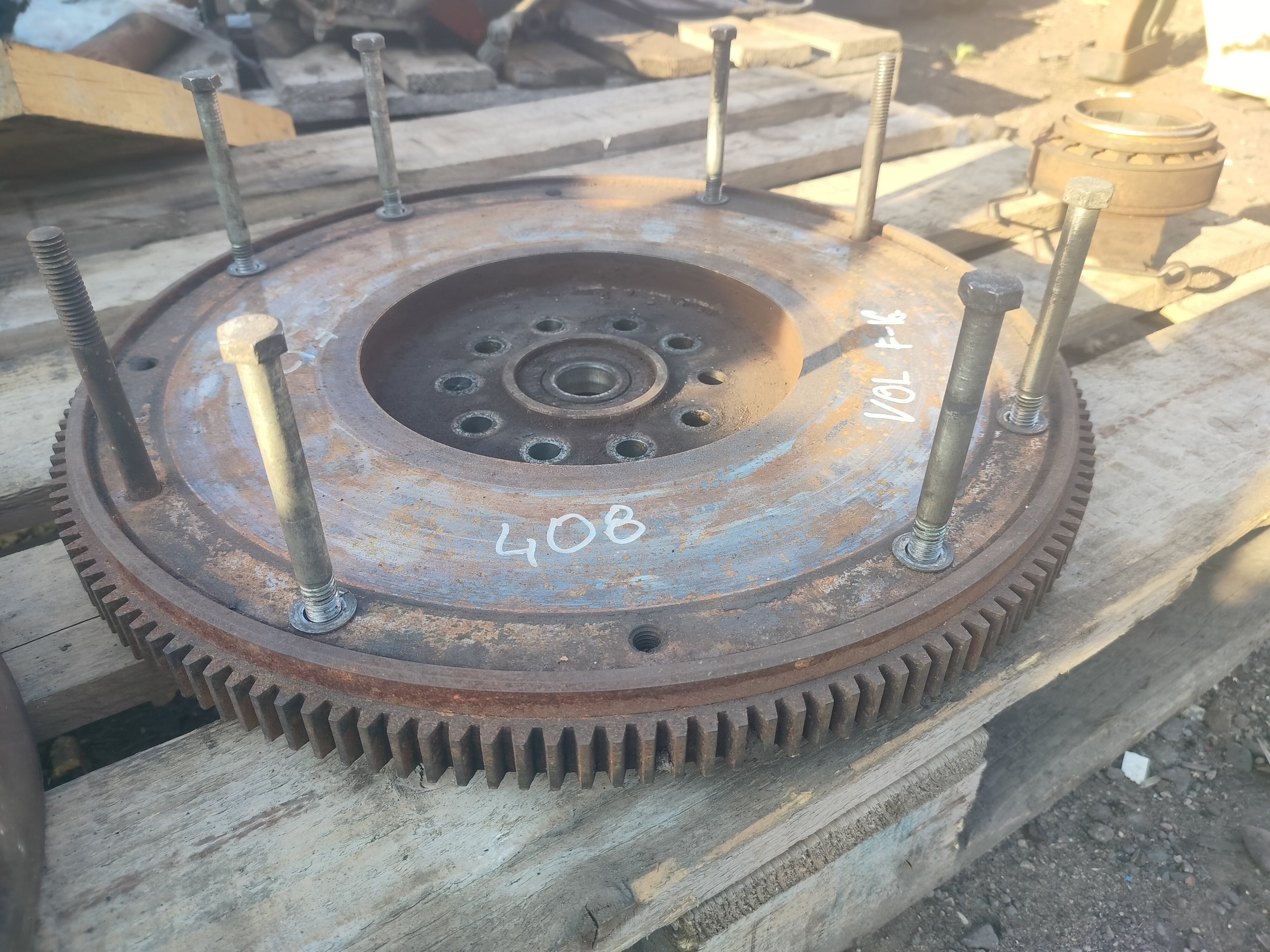 Маховик под диск 380 мм 10 болтов VOLVO F12 470794